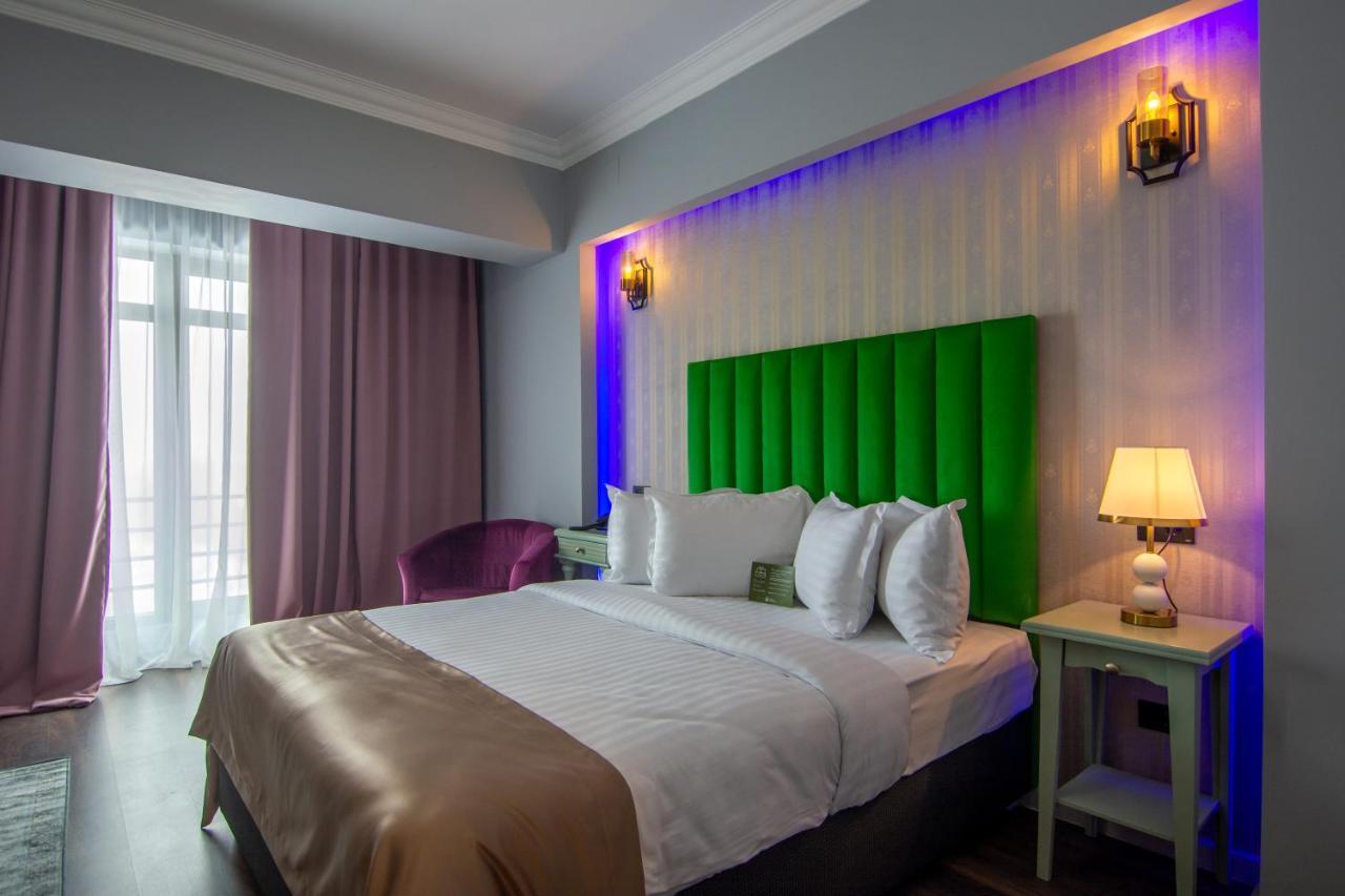 Phoenicia Express Hotel Bukarest Exterior foto