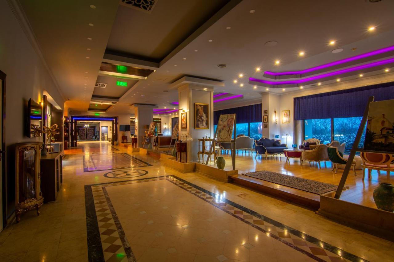 Phoenicia Express Hotel Bukarest Exterior foto